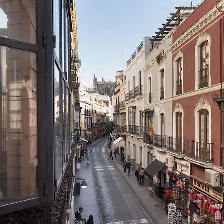 Puerta Catedral Holiday Suites Севілья Екстер'єр фото