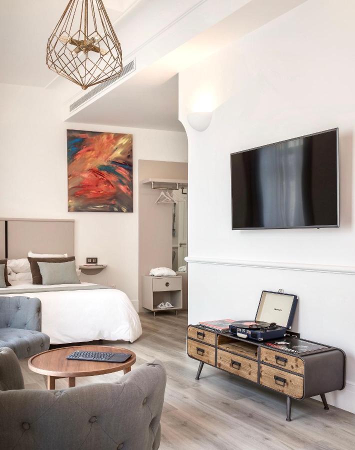Puerta Catedral Holiday Suites Севілья Екстер'єр фото